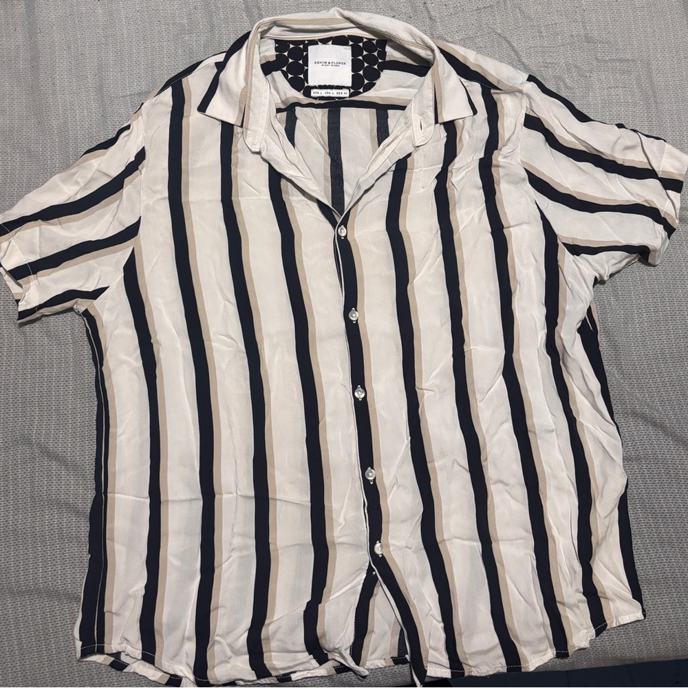 Denim & Flower Black and White Striped Casual Shirt